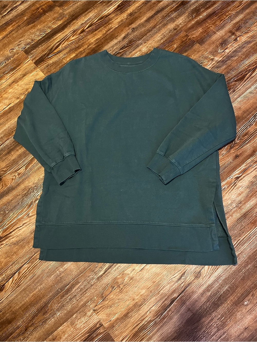Old Navy Men's Forest Green Crewneck Sweater
